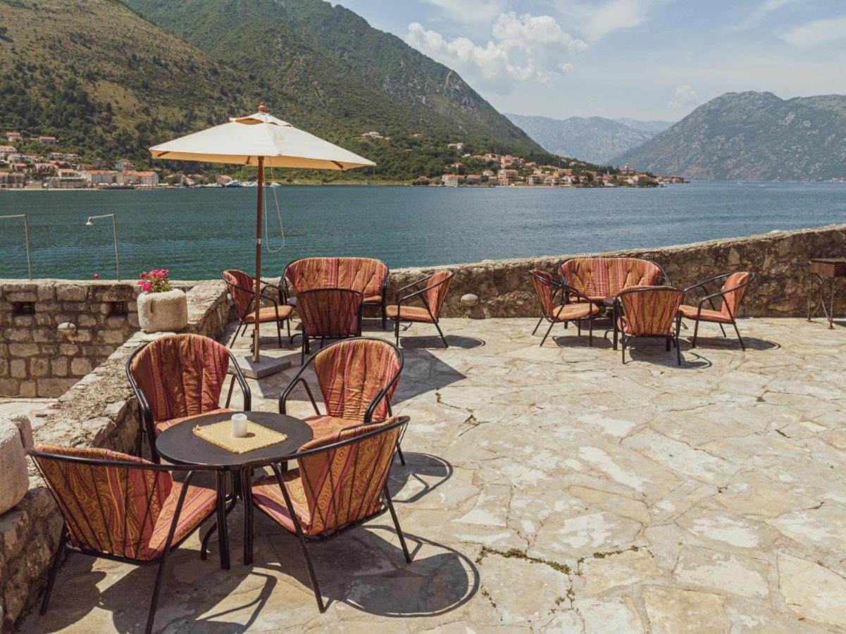 Villa Kamena Kotor Exterior photo