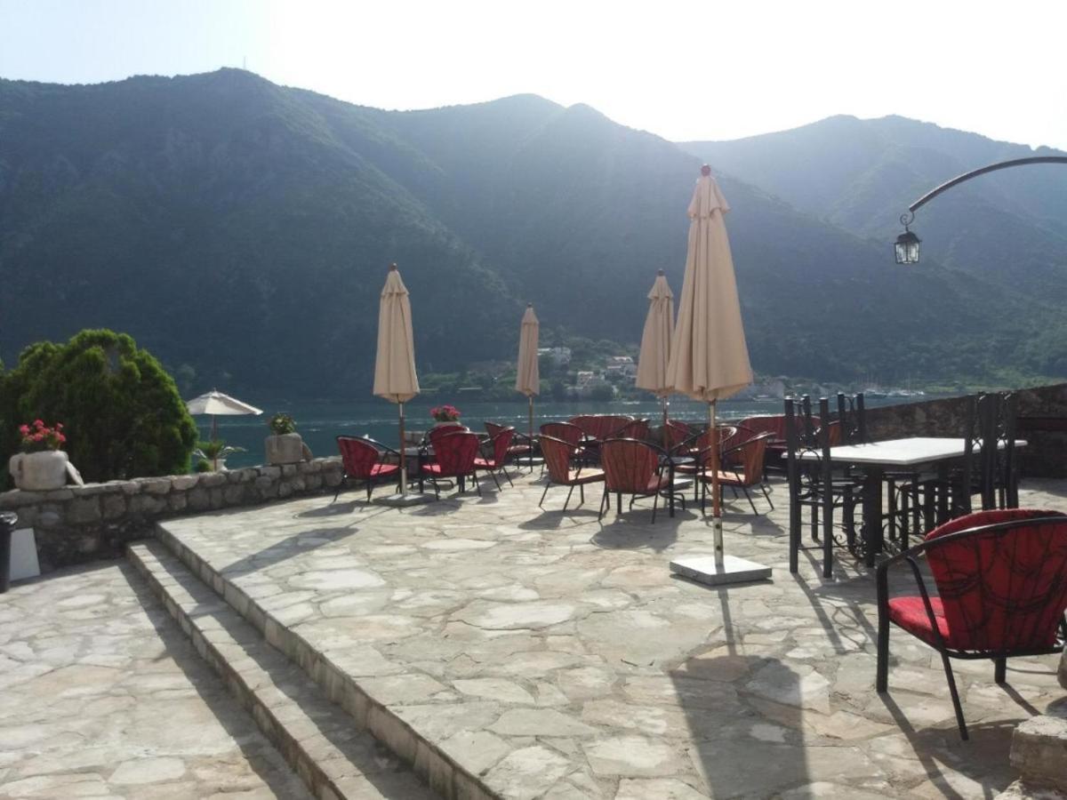 Villa Kamena Kotor Exterior photo