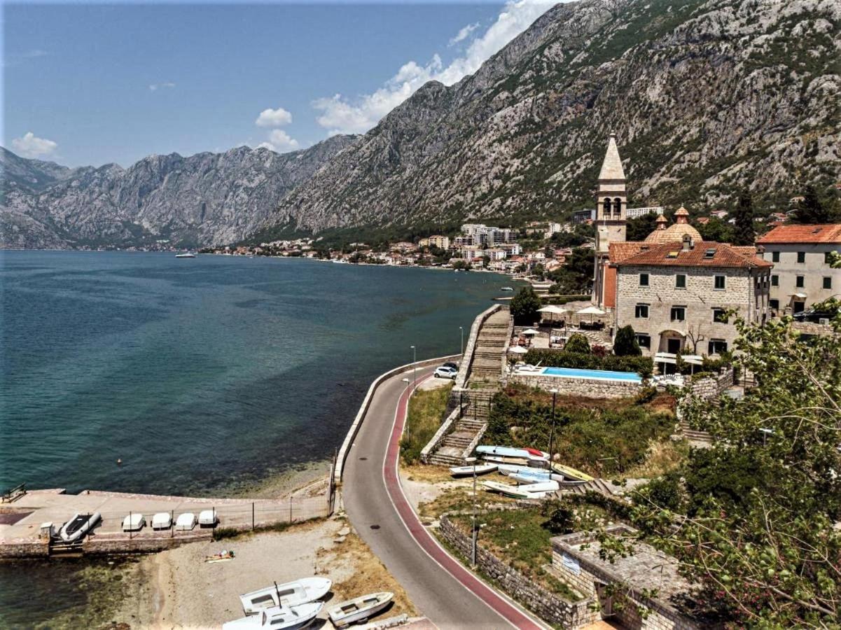 Villa Kamena Kotor Exterior photo