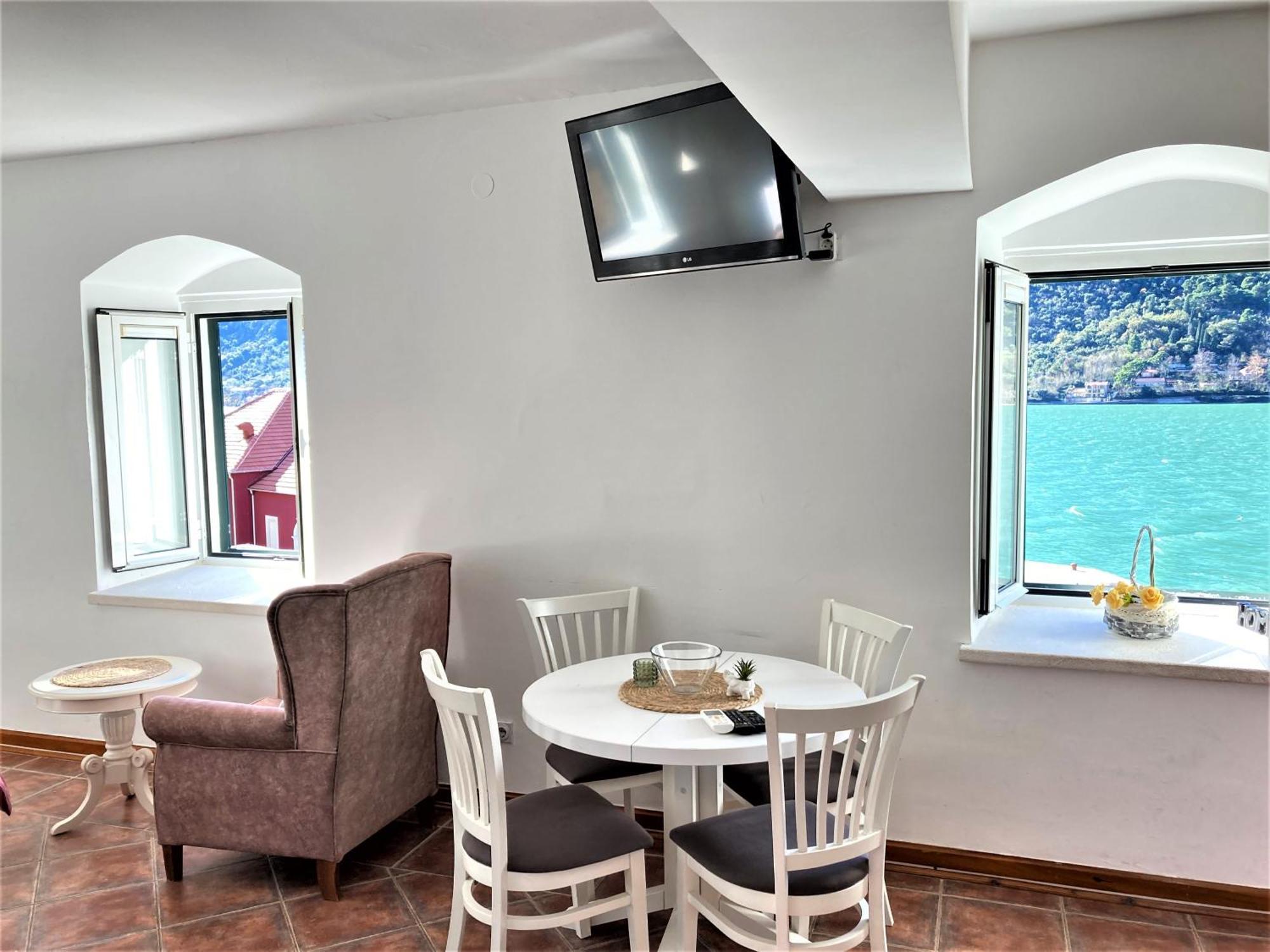 Villa Kamena Kotor Exterior photo
